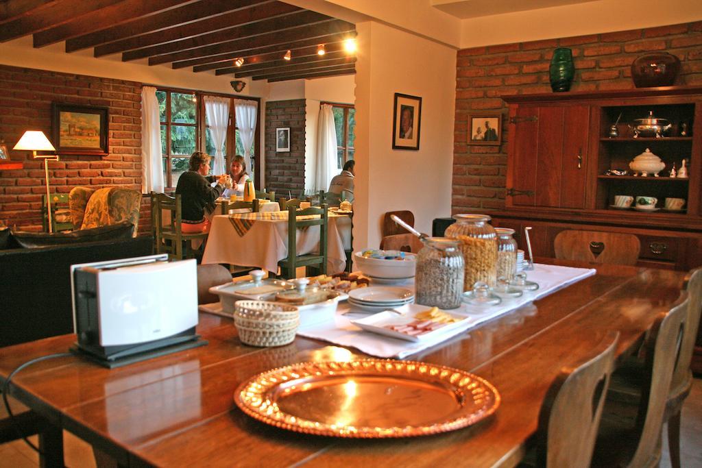 Hosteria Canela B&B Esquel Exterior photo